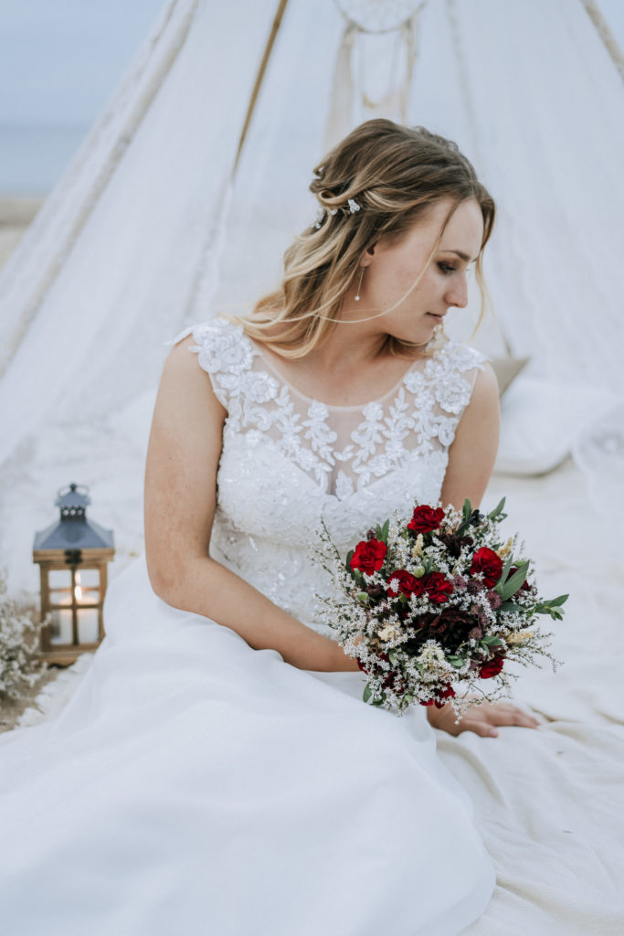 Piękny plener ślubny Gosi i Michała w stylu boho w Gdańsku - fotografia ślubna